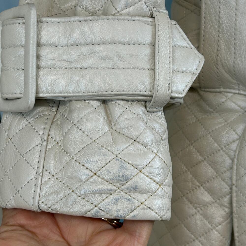 Vintage 1990s Arden B diamond-quilted leather belted jacket - Ivory 
Size Small - Picture 7 of 8